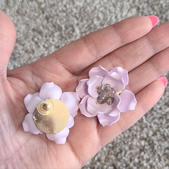 Flower earrings - Picture 2 of 2
